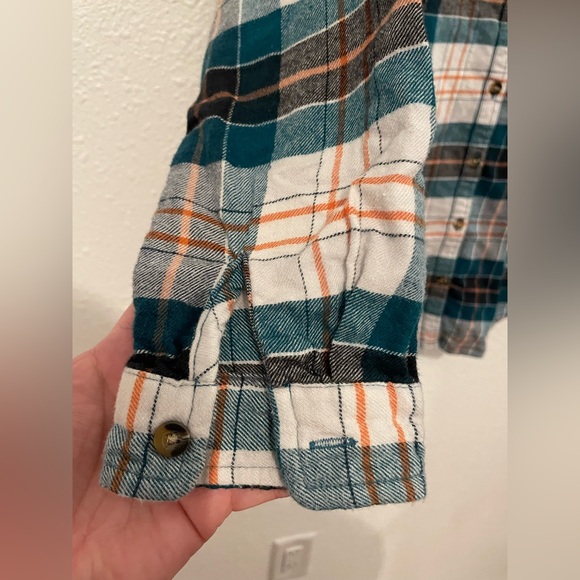 Maurice’s hooded plaid button down tunic shirt Medium - Picture 3 of 8